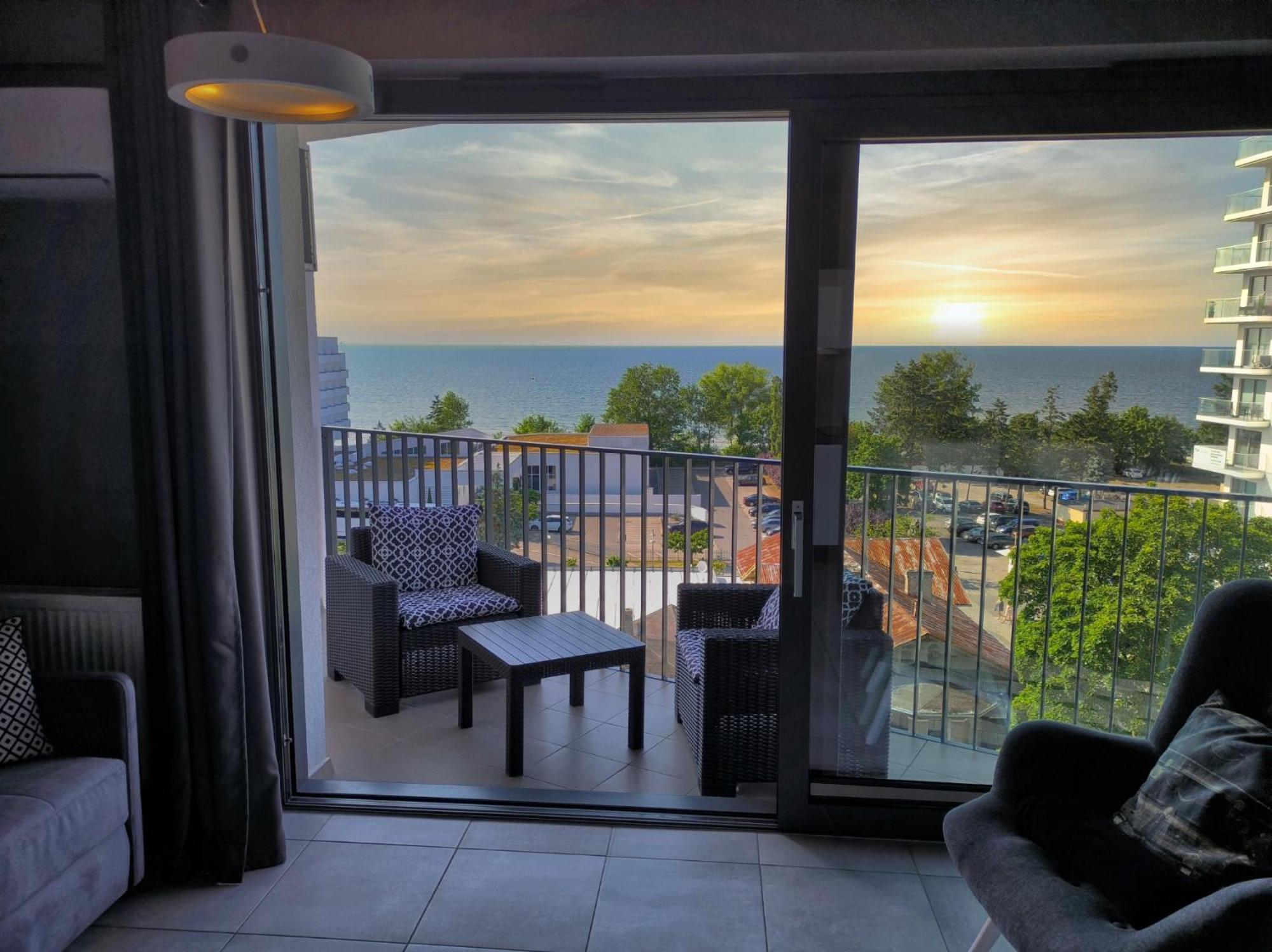 Apartament Wakacyjny Horyzont - Parking Gratis Miedzyzdroje Εξωτερικό φωτογραφία
